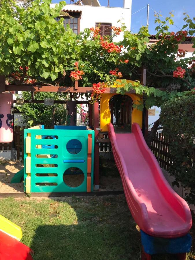 Oasis Apart otel İskados Dış mekan fotoğraf